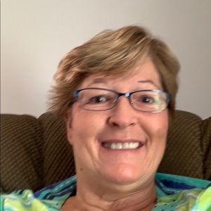 Meet your Posher, Brenda